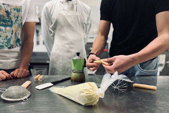 Rome: Pastry Cooking Class - Gelato, Tiramisu and Cannoli - Preparing Cannoli