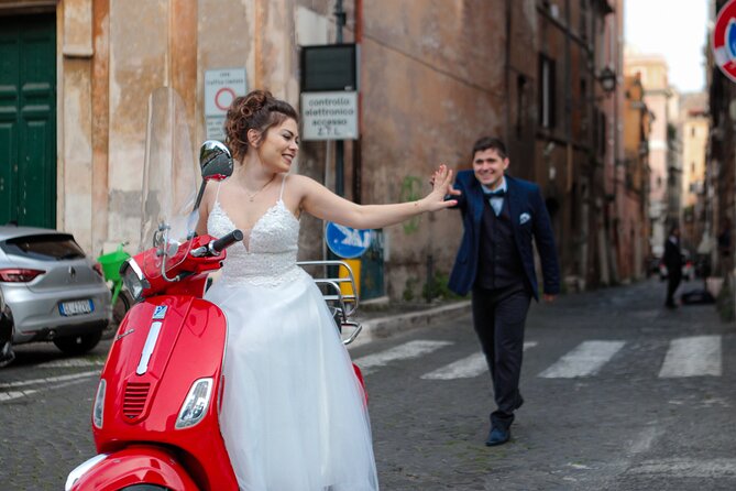 Rome Vespa Tour With Professional Photographer - Photographer Expertise