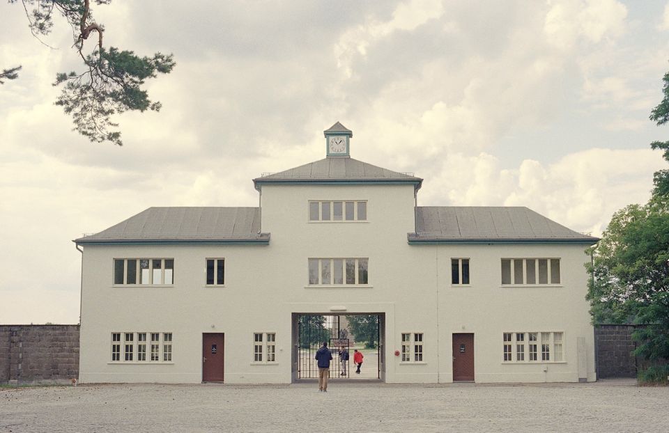 Sachsenhausen Memorial: Walking Tour From Berlin - Itinerary and Logistics