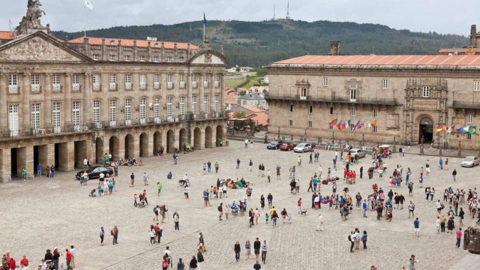 Santiago De Compostela Private Tour From Lisbon - Explore Santiago De Compostela