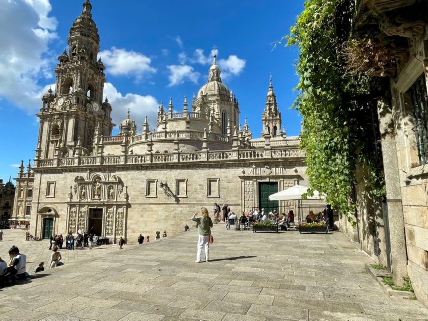 Santiago of Compostela Pilgrimage Private All Included - Savoring Spanish Gastronomy