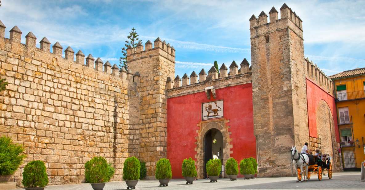 Seville: Royal Alcazar & Cathedral Private Tour - Visiting Seville Cathedral