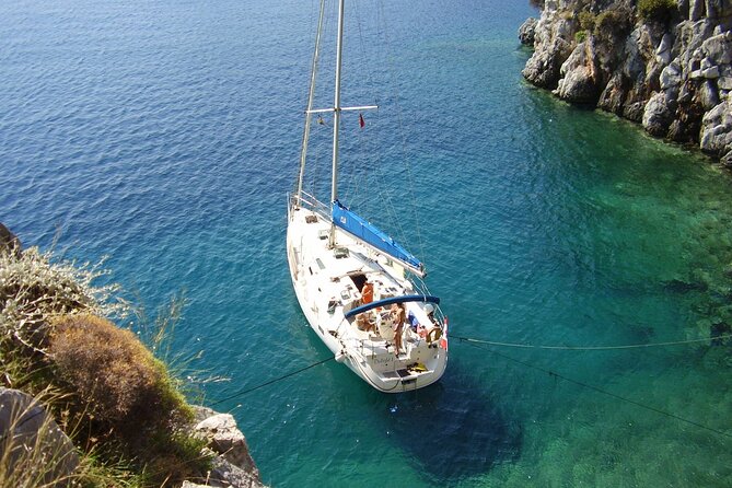 Single Day Sail Boat Cruise With Swimming, Snorkeling, Drinks and Lunch - Flexible Itinerary and Expert Guidance