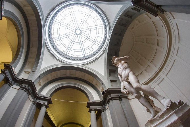 Skip the Line: Accademia Gallery Tour With Michelangelos David - Group Size