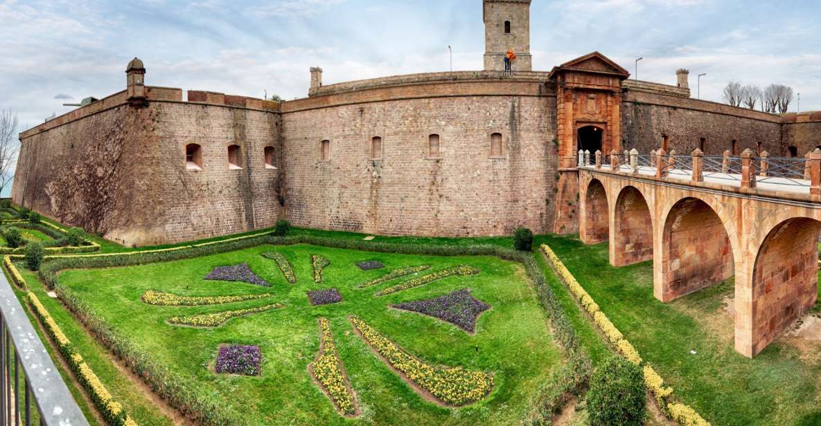 Skip-The-Line Montjuïc Castle Tour With a Cable Car Ride - Skip-the-Line Tickets and Timing