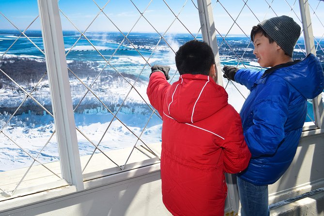 Skylon Tower, Niagara Falls Ontario Observation Deck Admission - Parking and Admission Fees Included