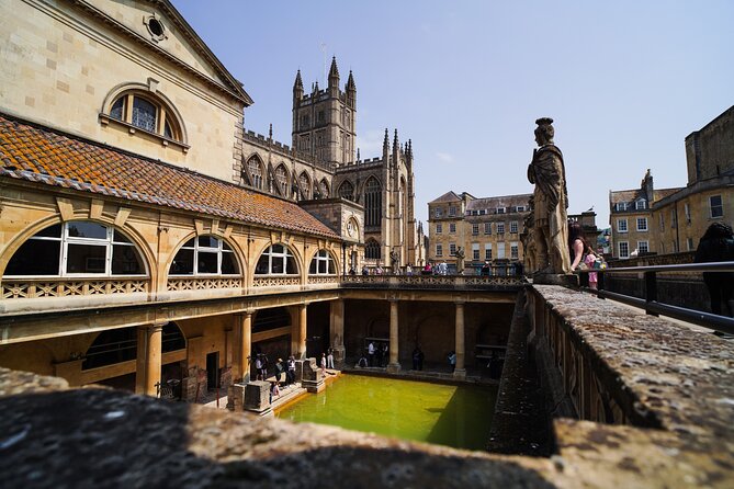 Small-Group Day Trip to Stonehenge, Bath and Windsor From London - Experiencing the Roman Baths