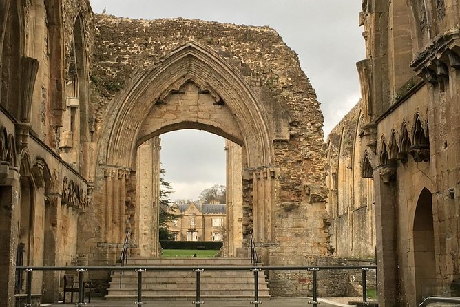 Small-Group Day Trip to Stonehenge, Glastonbury, and Avebury From London - Touring Glastonbury Abbey