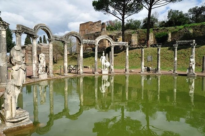 Small-Group Tour of Hadrians Villa and Villa Deste From Rome - Villa Deste Cardinals Rooms