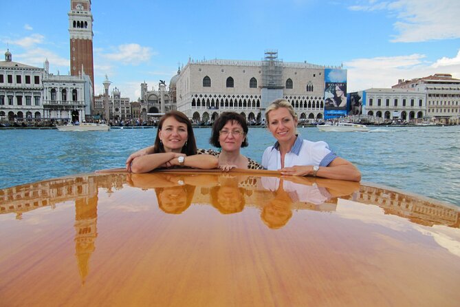 Small Group Venice Tour on Foot and by Boat With Tickets Included - Grand Canal Boat Tour