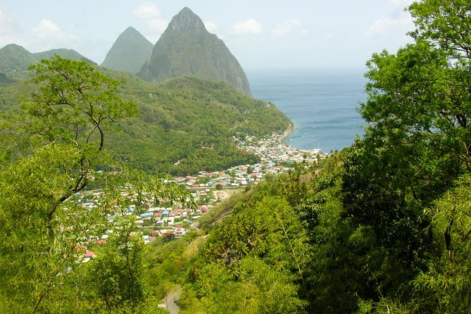 Soufriere Island Delight - Diamond Falls Botanical Gardens