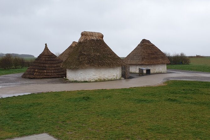 Stonehenge & Bath Private Drivertours - Driver Experience