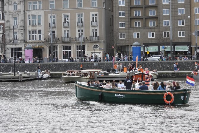 Stylish Canal Cruise With Local Skipper Incl a Wine, Beer or Soda - Meeting Point and Location