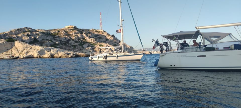 Sunrise Boat Cruise to the Calanques & Cote Bleu Marine Park - Discover the Calanques