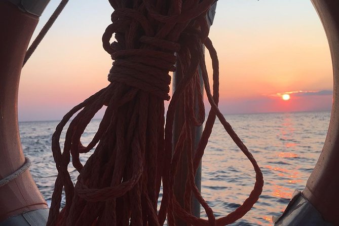 Sunset Boat Tour to Cinque Terre With Aperitif on Board - Cruise Through Cinque Terre