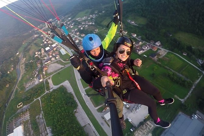 Tandem Paragliding Experience in Sarajevo, Bosnia and Herzegovina - Capturing the Unforgettable Memories