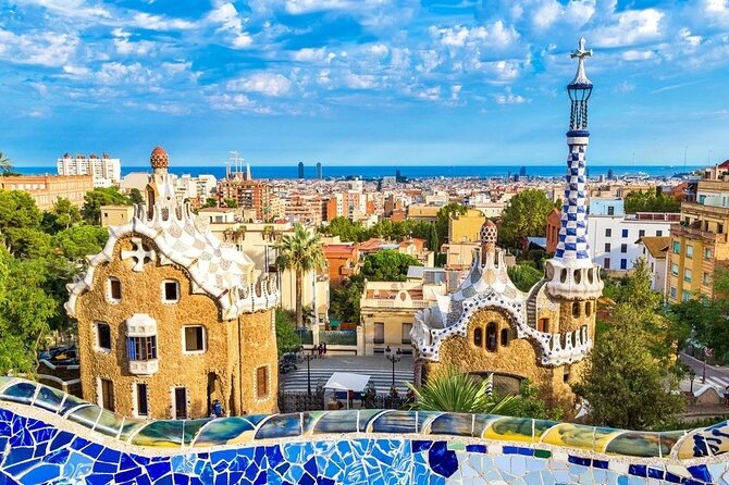 The Gaudi Tour (Small Group): Sagrada Familia & Park Guell - Sagrada Familia Guided Tour