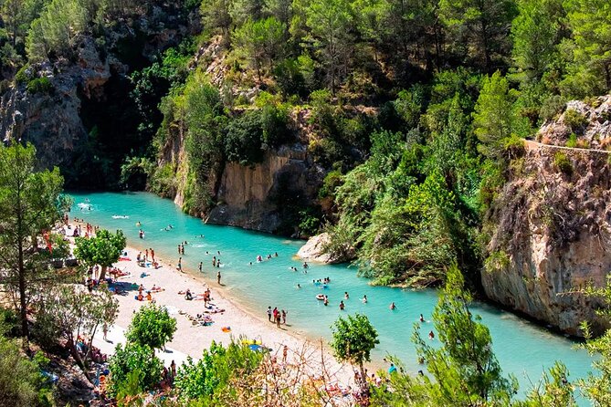 Thermal Springs in Montanejos and the Girlfriend Waterfall - Thermal Springs in Montanejos