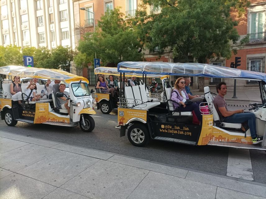 Tour in TUTUKTUK 3h. Madrid Bullfighter - Included Amenities