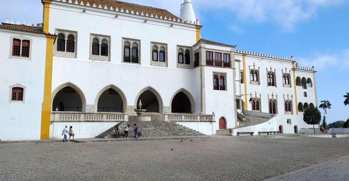 Tour Sintra, Azenhas Do Mar, Cabo Da Roca and Cascais - Historic Center of Sintra