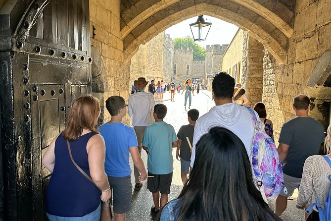 Tower of London Private Tour With Blue Badge Guide - Visiting the Royal Mint