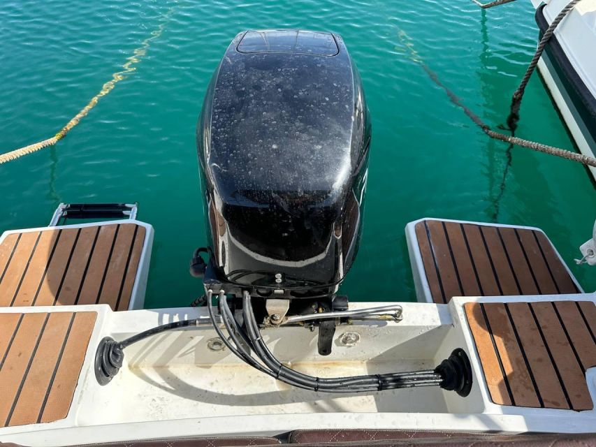 Valencia: Rent Boat Without License - Valencias Waterfront Setting