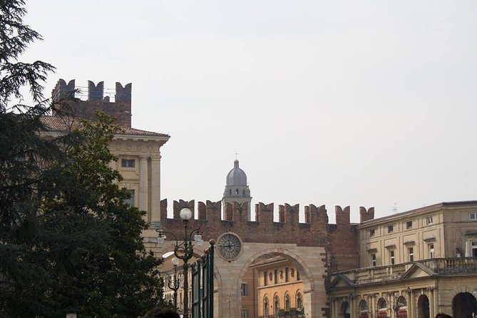 Verona City Sightseeing Walking Tour of Must-See Sites With Local Guide - Landmarks Visited