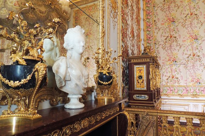 Versailles and the Louvre Tour With Skip-The-Line Access - Inclusions and Additional Information