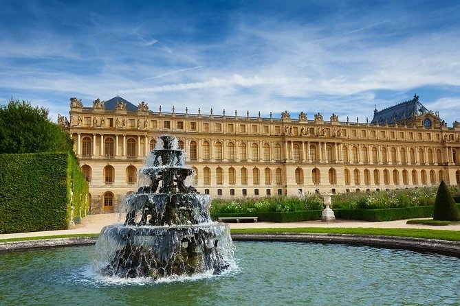 Versailles Palace Guided Tour With Gardens, Trianons & the Hamlet - Enchanting Fountain Show (Sundays)