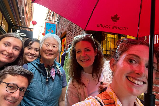 Victoria Tips-Based Walking Tour | 2.5-Hour - Local Recommendations and Tips