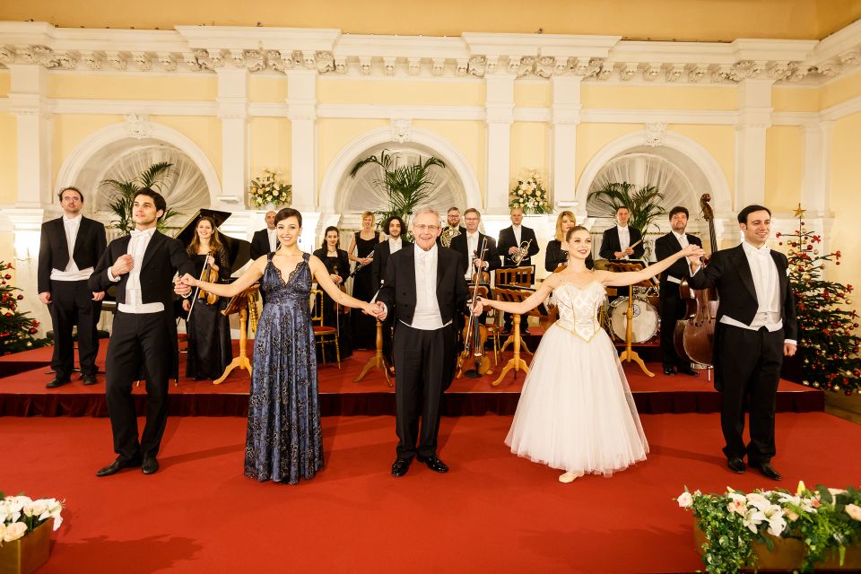 Vienna: Strauss & Mozart Christmas Concert at Kursalon Wien - Ticket Pricing and Booking