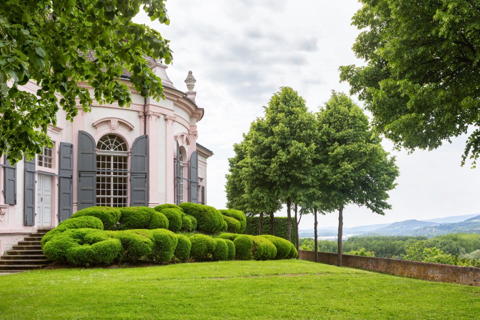 Vienna: Wachau, Melk Abbey, and Danube Valleys Tour - Meeting Point Information