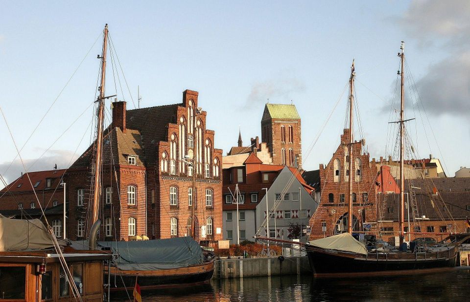 Wismar Private Guided Walking Tour - Booking and Pricing Information