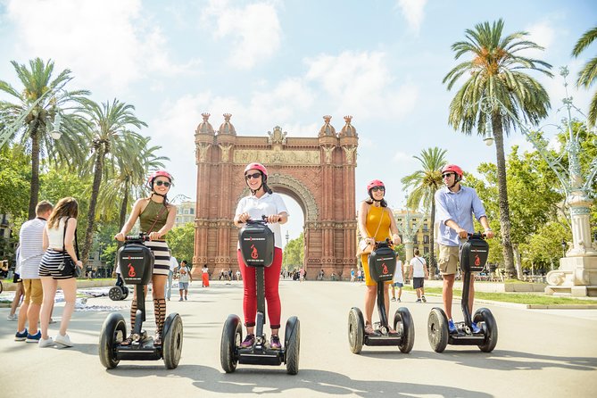 2.5 Hour Gaudí Segway Tour - Language Availability