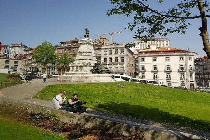 3-Hour Guided Walking Tour of Porto - Highlights of the Tour