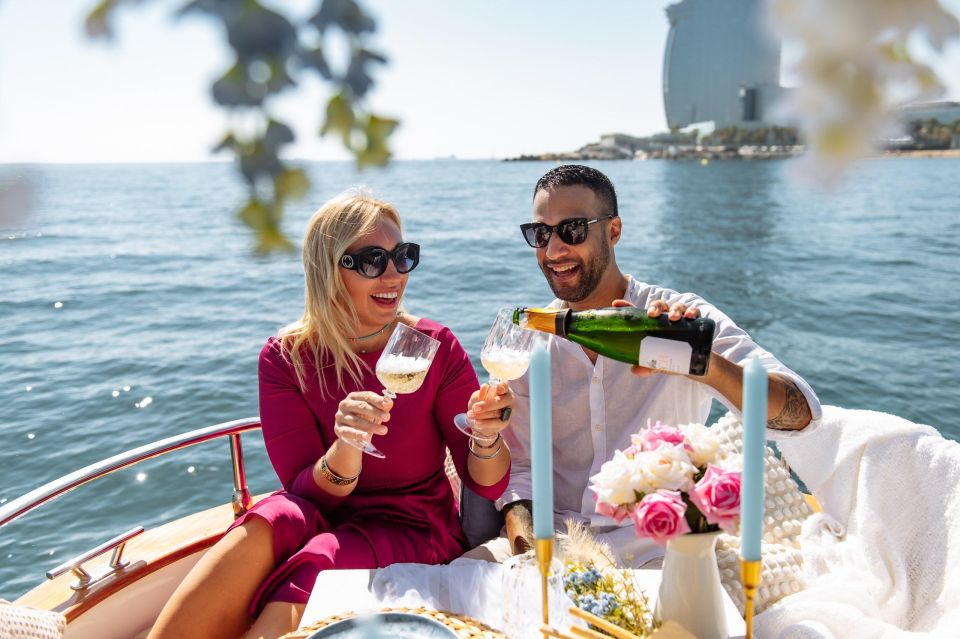 A Romantic Date on a Boat - Pricing and Reservations