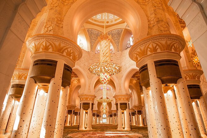 Abu Dhabi City, Sheikh Zayed Mosque & Ferrari World Tour With Transfers - Personalized Small-Group Experience