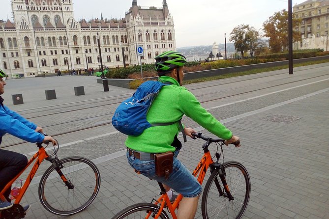 Adventure Bicycle Sightseeing Tour: Downtown - Budapest Hills - Booking Information