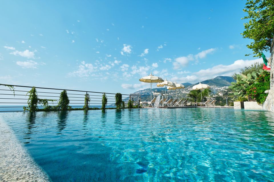 Amalfi Coast: Exclusive Hot Tub With Champagne and Meal Package - Included in the Package