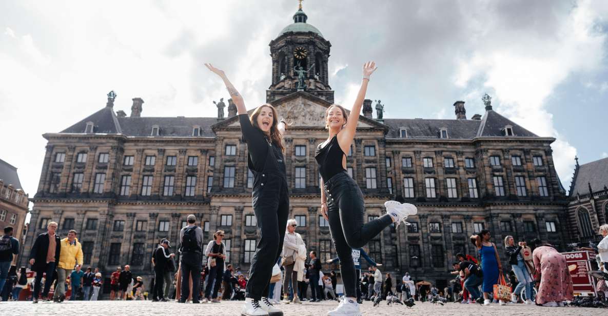 Amsterdam: Professional Photoshoot at Dam Square. - Meeting Point and Pick-up