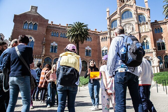 Barcelona Architecture Walking Tour With Casa Batllo Upgrade - Meeting and Pickup Details