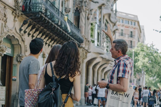 Barcelona & Gaudi. Regular Tour - Accessibility and Transportation