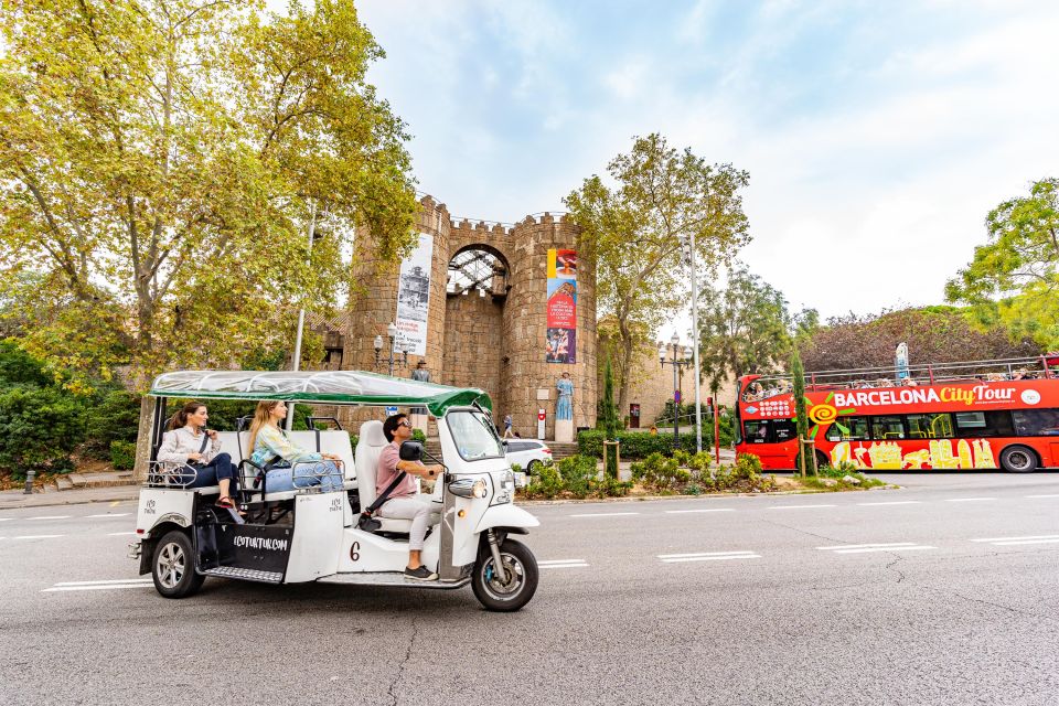 Barcelona: Private City Tour by Eco Tuk Tuk - Booking and Policies