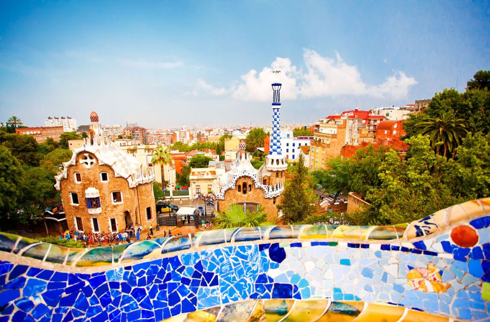 Barcelona: Sagrada Familia & Park Güell Guided Tour & Ticket - Tour Duration and Schedule