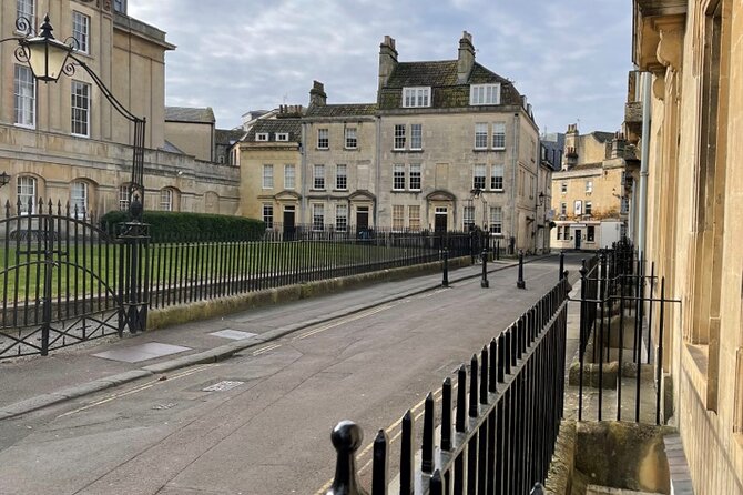 BATH: 2-Hour Bath Walking Tour of Bridgerton Filming Locations - Inclusions and Accessibility