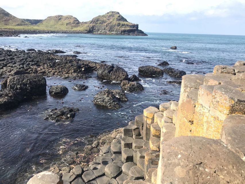 Belfast and Giants Causeway in Italian or Spanish - Frequently Asked Questions