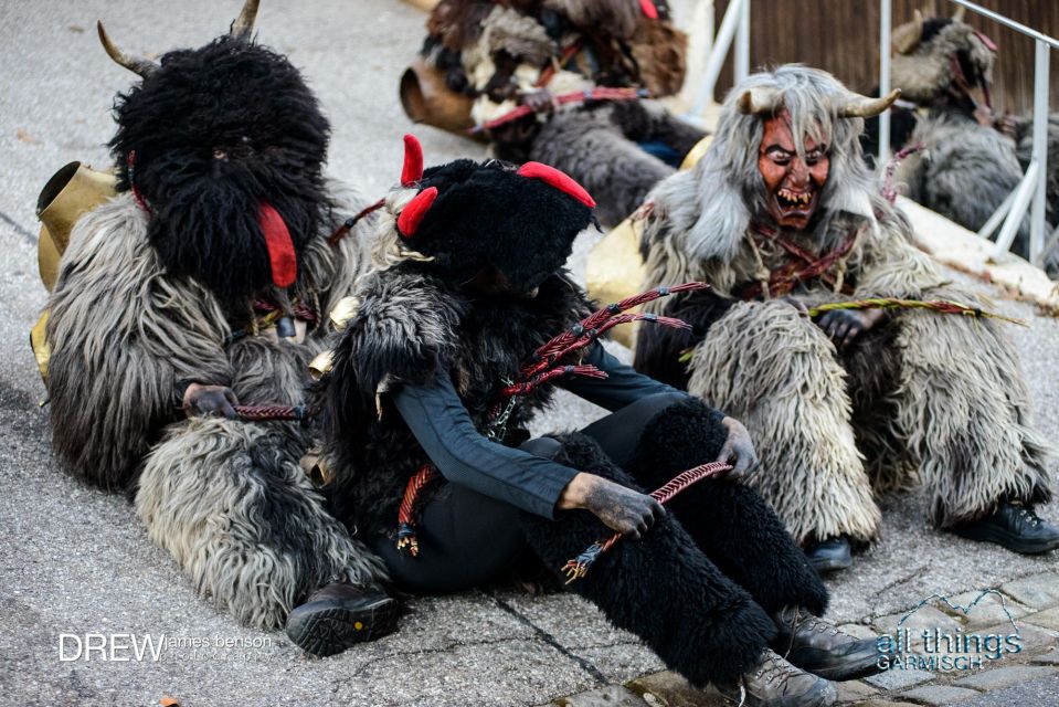 Berchtesgaden and Salzburg: Krampus Multi-Day Trip - Dining at the Hofbräu Brewery