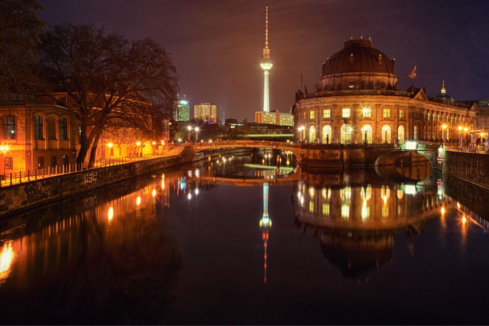 Berlin Highlights Self-Guided Scavenger Hunt and Tour - Important Information