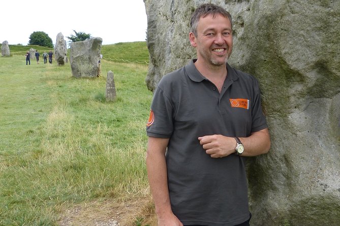 Bespoke Private Tours of Stonehenge and Avebury by Car With Local Guide - Entrance Tickets Organized in Advance