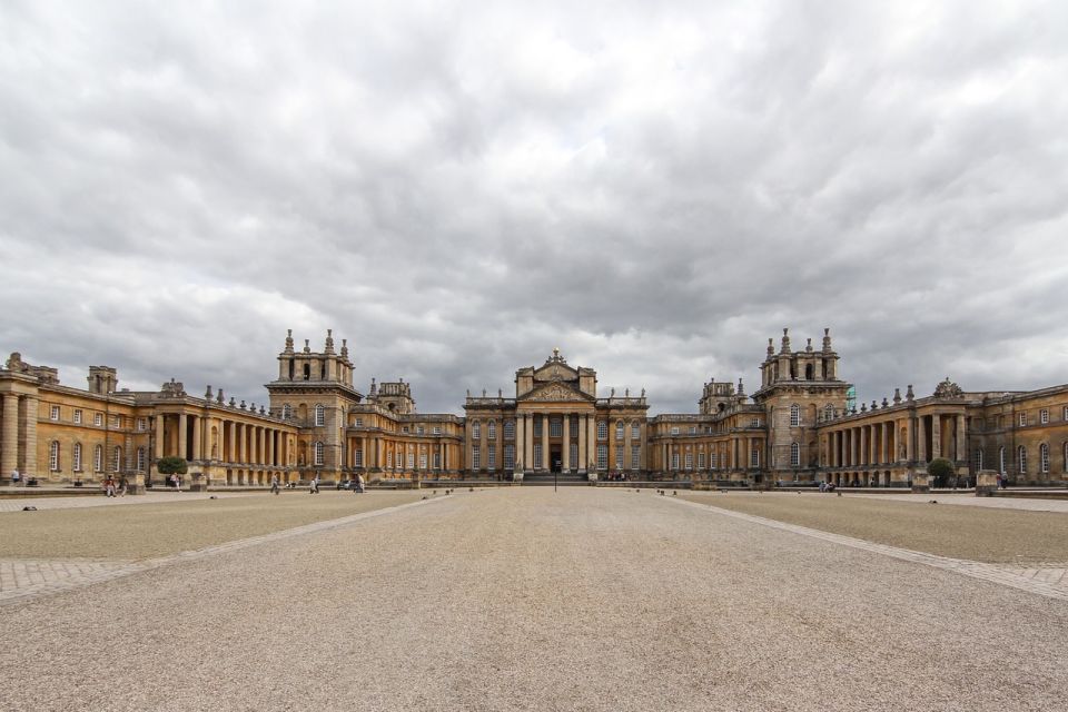 Blenheim Palace in a Day Private Tour With Admission - Grounds and Gardens Exploration